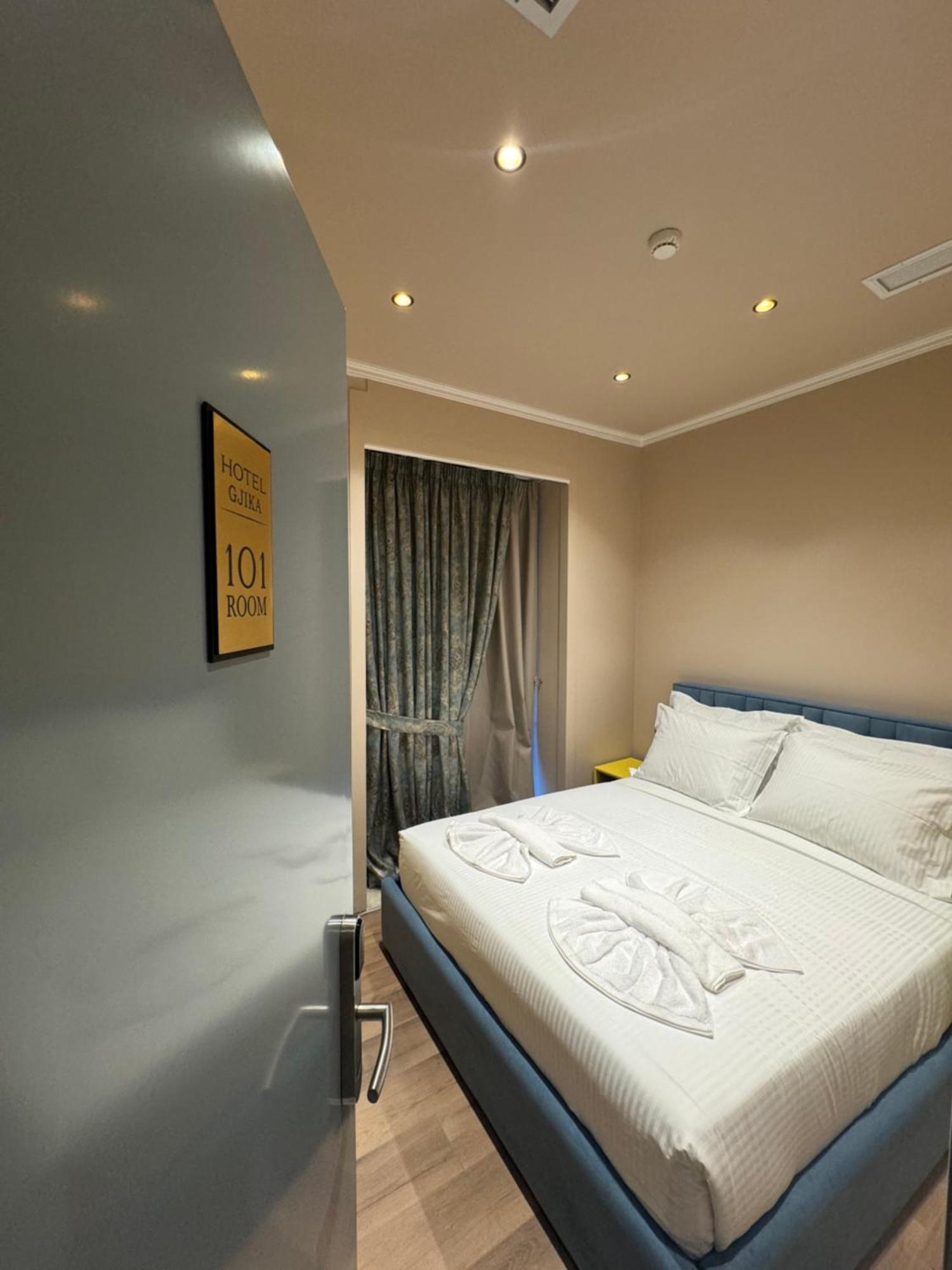 Hotel Gjika Tirana Buitenkant foto