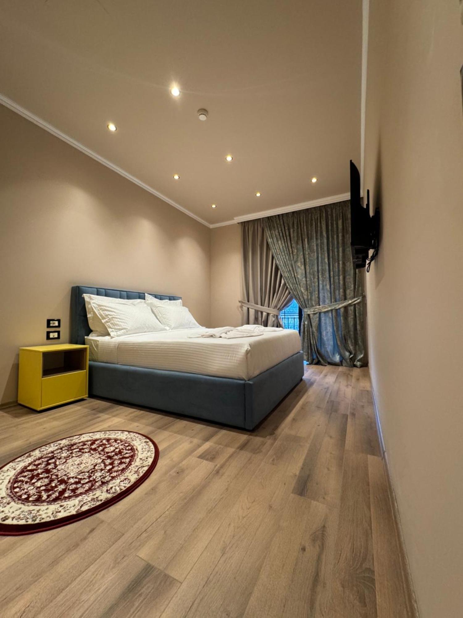 Hotel Gjika Tirana Buitenkant foto