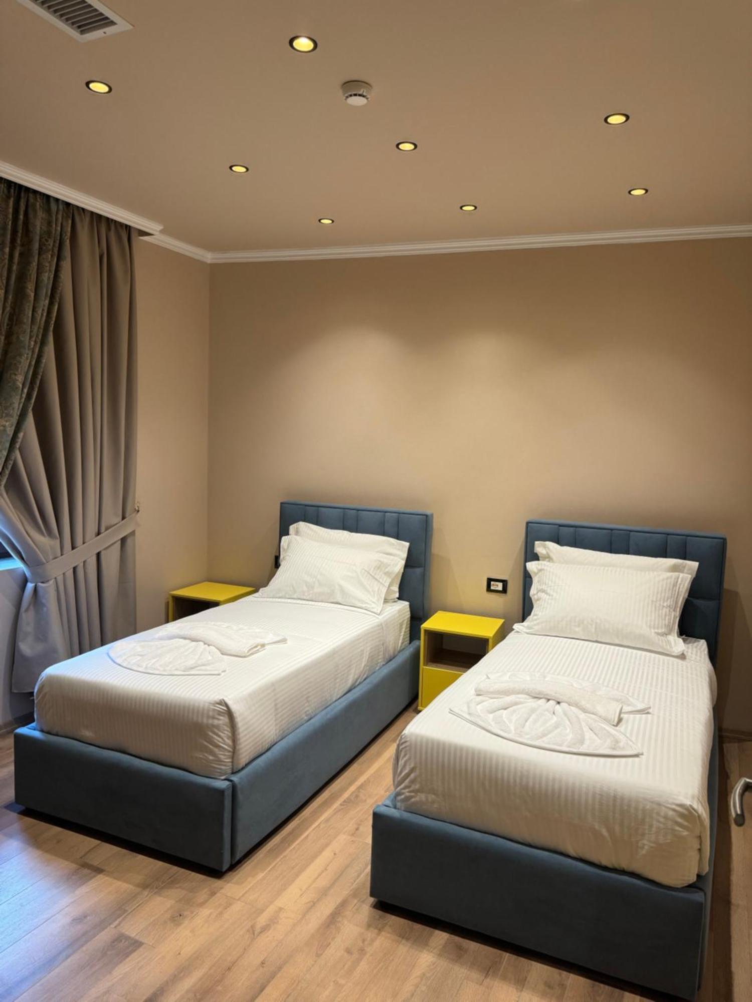 Hotel Gjika Tirana Buitenkant foto